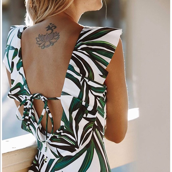 Palm Leaf Ruffle Low Back One Piece Swimsuit - Picture 4 of 6